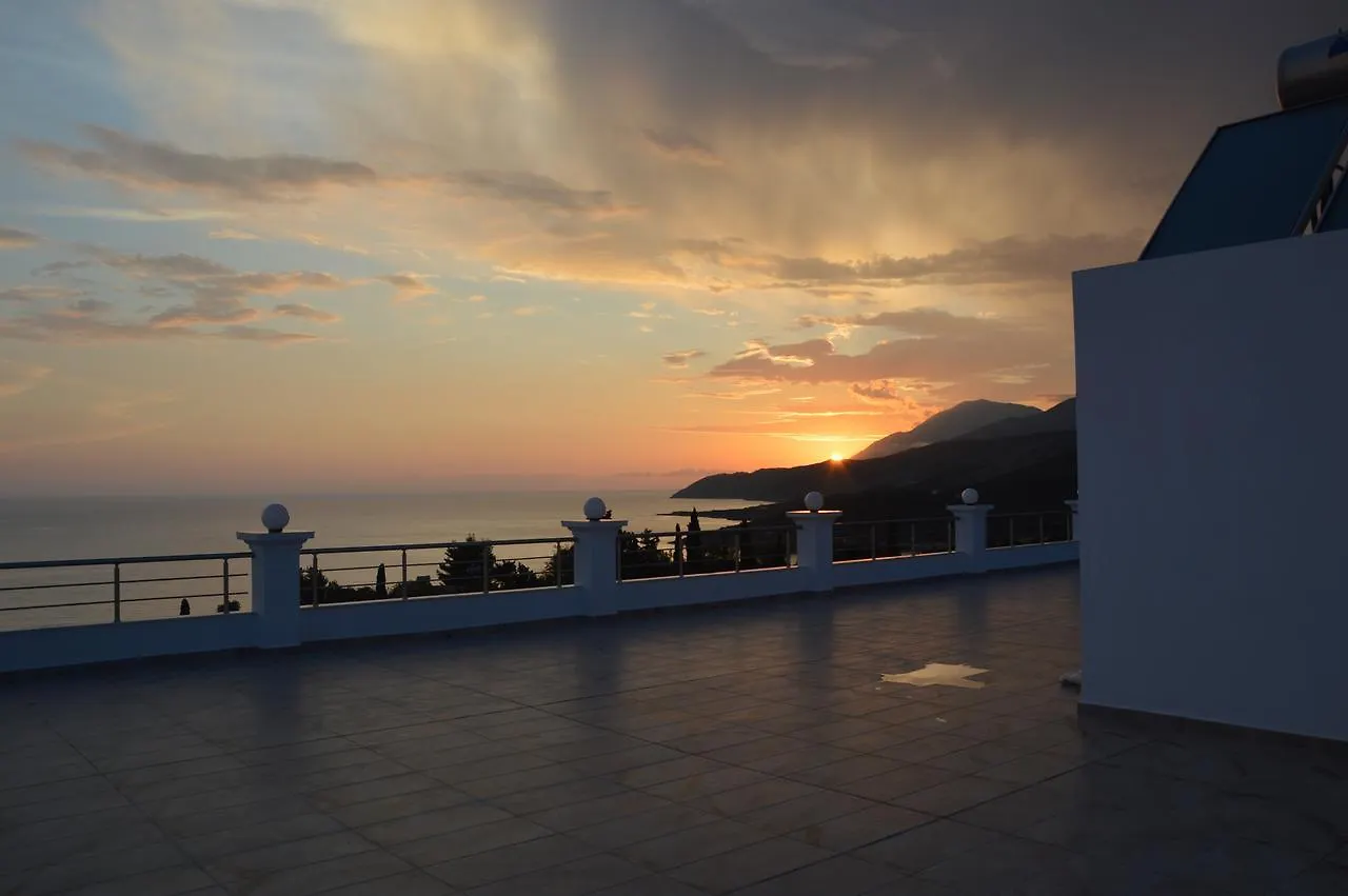 Mihalis Apartments Himare Albania